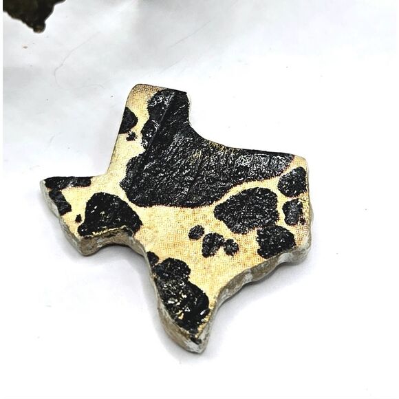 "5/$25" Handcrafted Clay Cowprint State Of Texas Muni Fridge Magnet - Picture 1 of 4